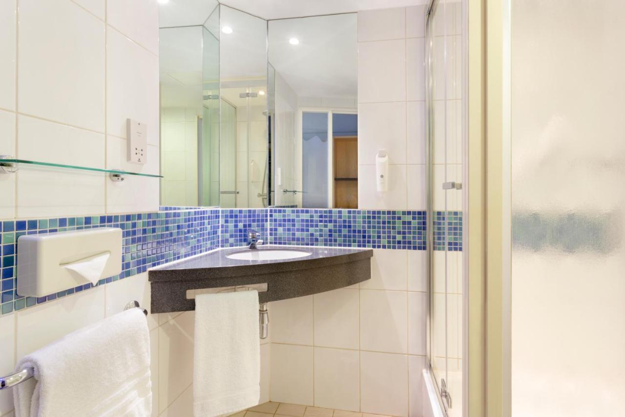 Holiday Inn Express Park Royal By Ihg London Eksteriør billede