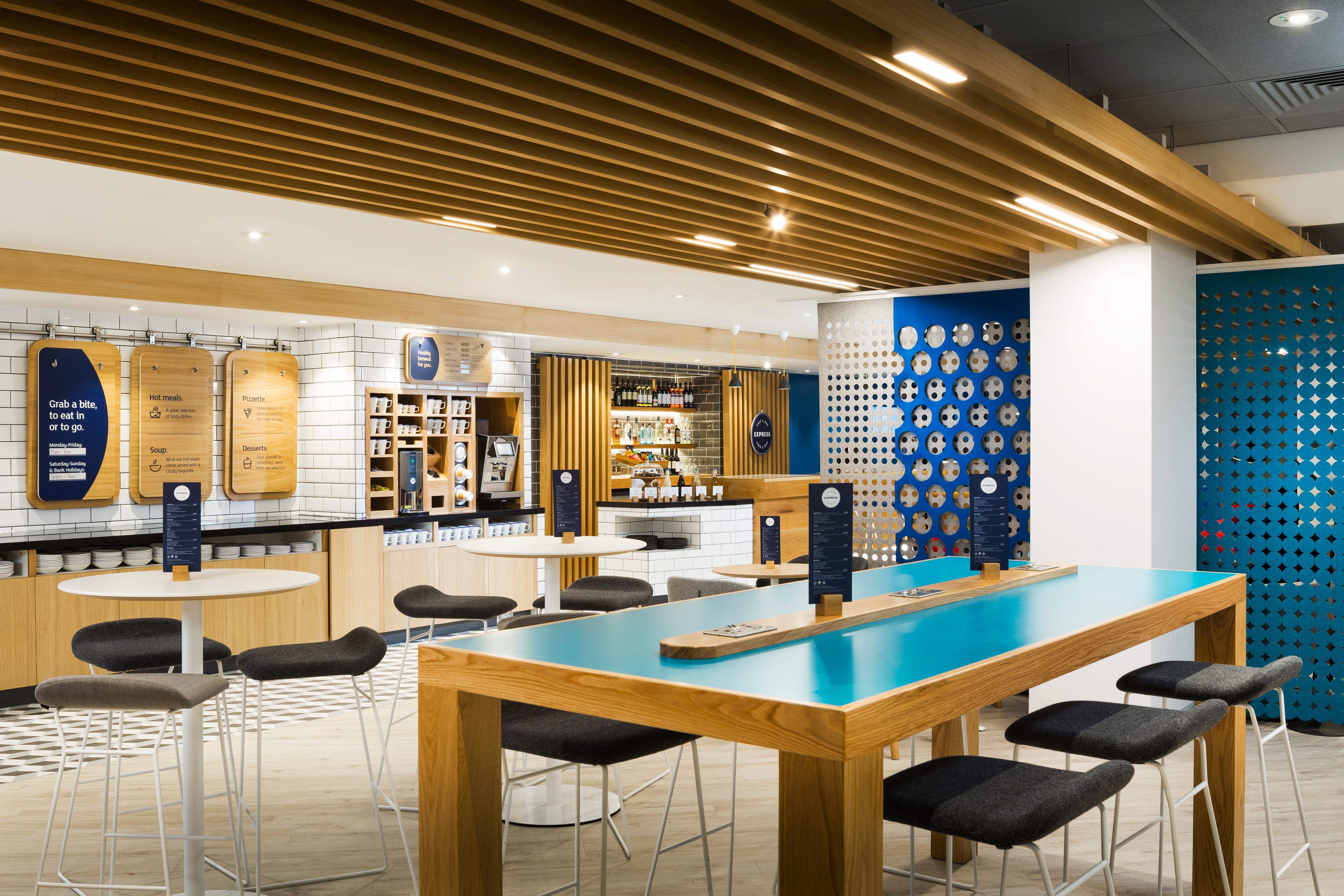 Holiday Inn Express Park Royal By Ihg London Eksteriør billede